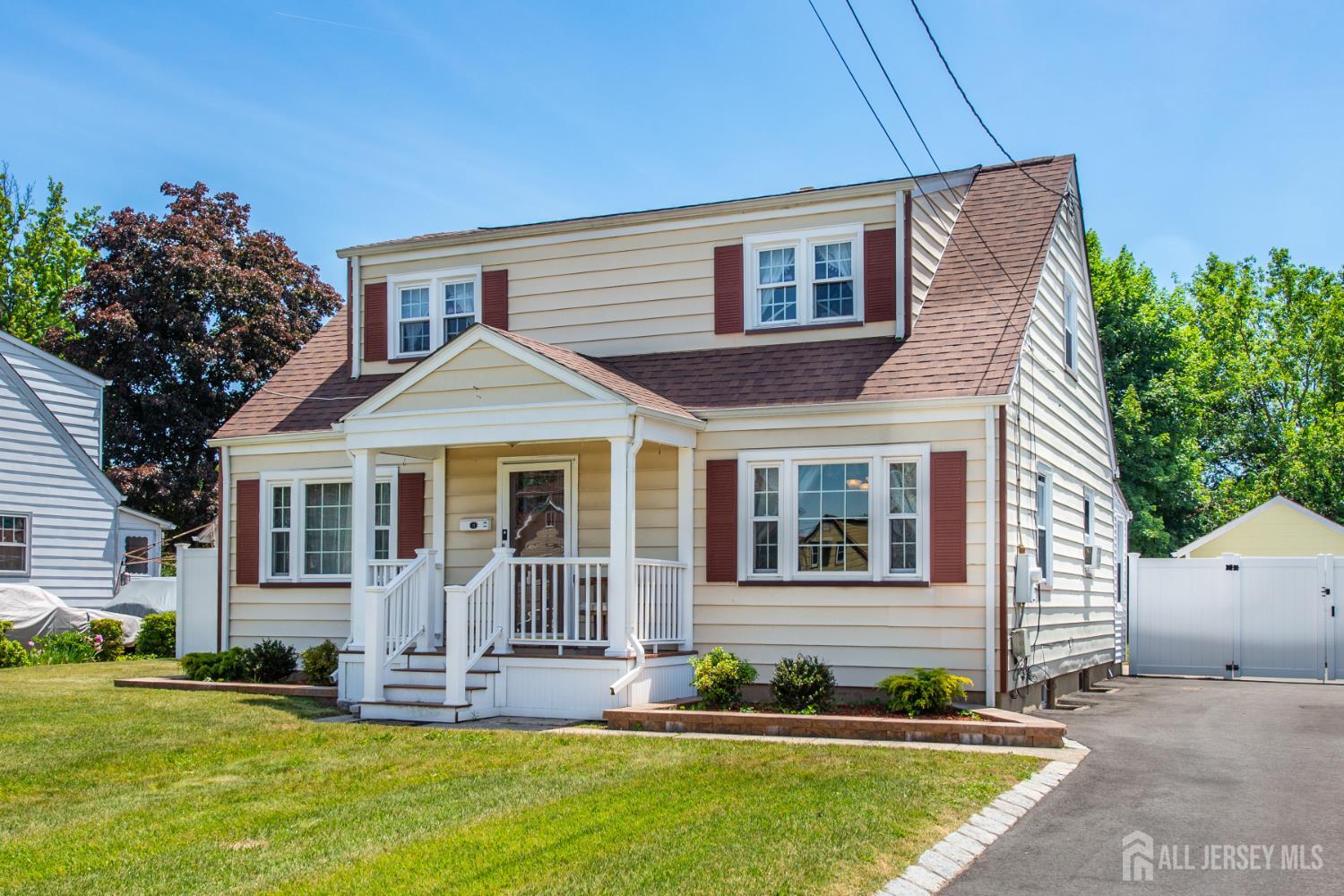 Photo of 146 Giles Avenue