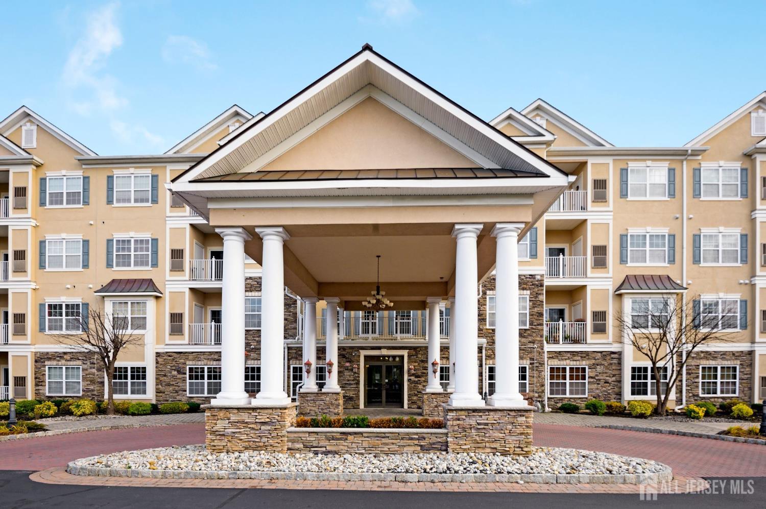 Photo of 540 Cranbury Road 115