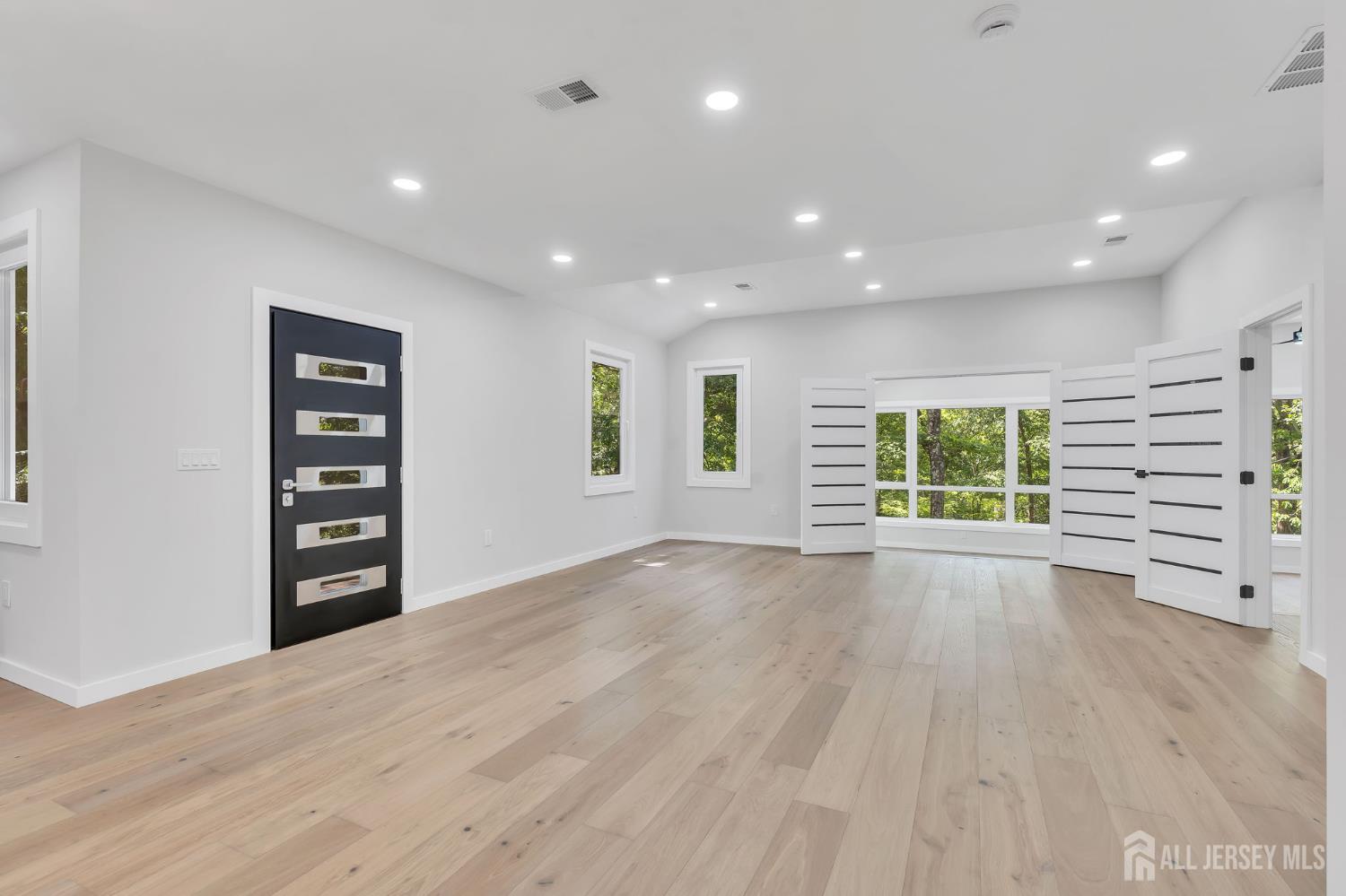 Homes for sale in Boonton, NJ | 68 North Rd, Boonton, NJ 07005 | MLS# 2617266R