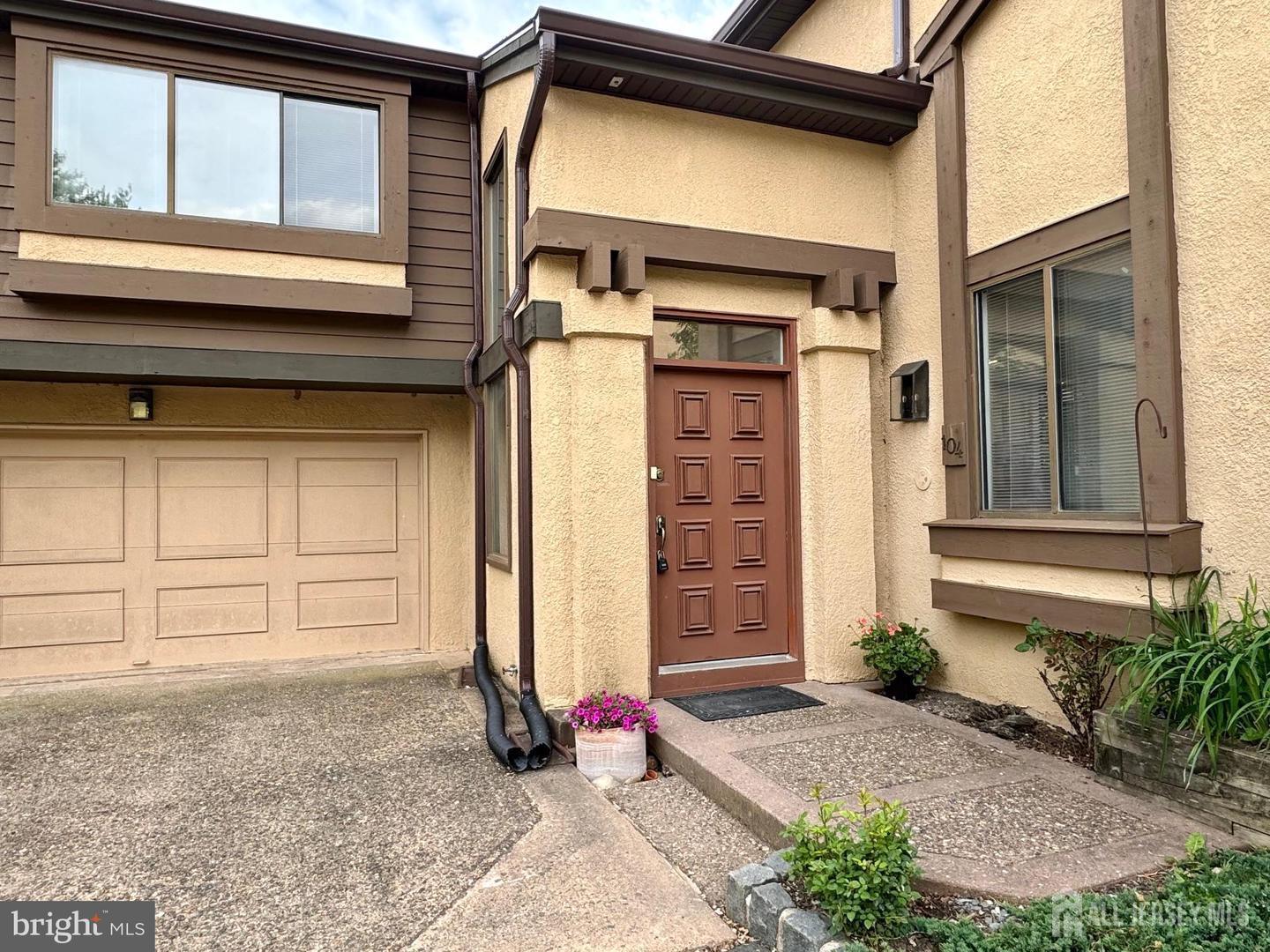 Photo of 104 Sayre Drive