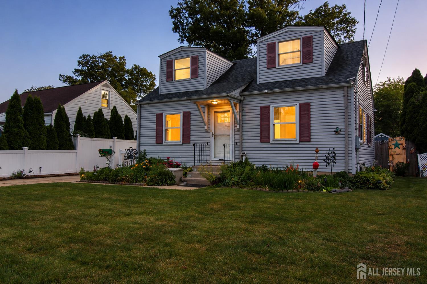 Photo of 17 Sherman Avenue