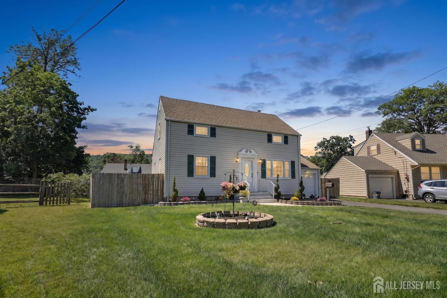 Homes for sale in North Plainfield, NJ | 37 Glen Ct, North Plainfield, NJ 07063 | MLS# 2617347R
