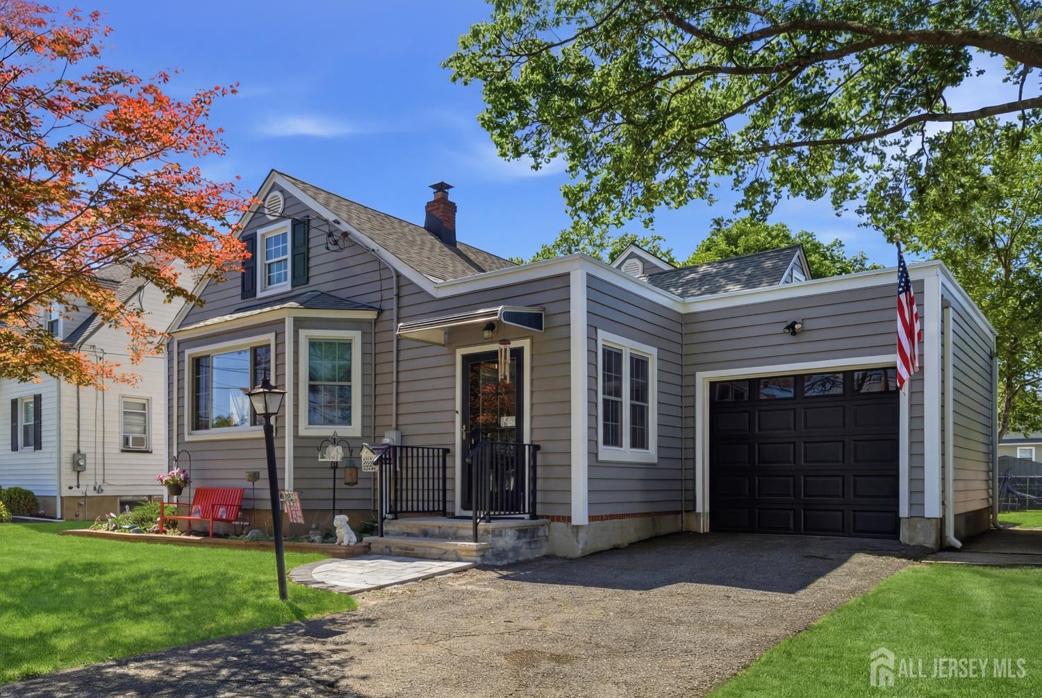 Photo of 440 3rd Street