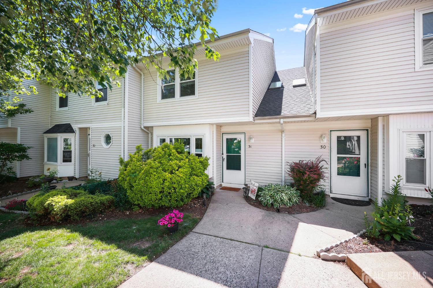 Photo of 31 Dallenbach Lane