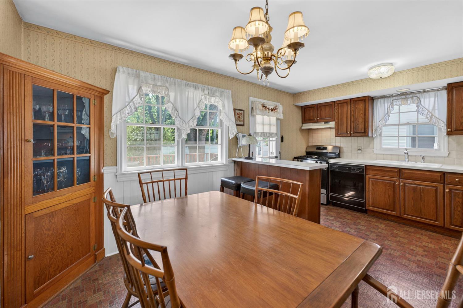 Homes for sale in Hamilton, NJ | 4 Gregory Dr, Hamilton, NJ 08690 | MLS# 2617490R