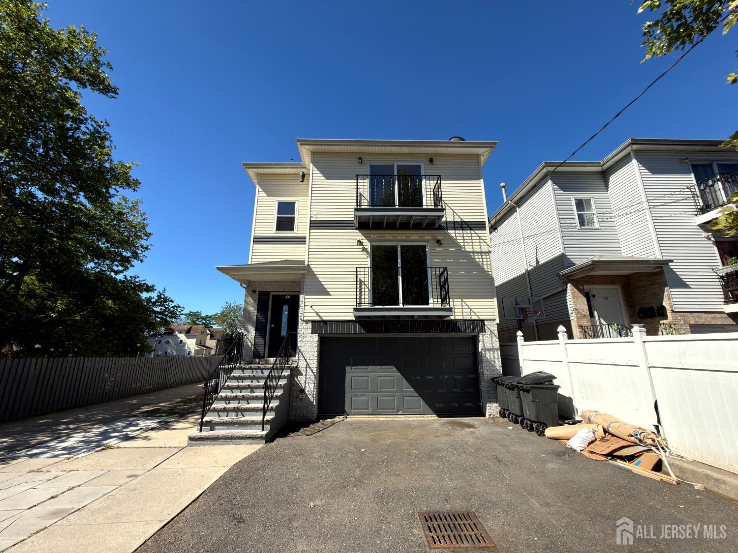 Homes for sale in Newark, NJ | 64 Montclair Ave, Newark, NJ 07104 | MLS# 2617515R