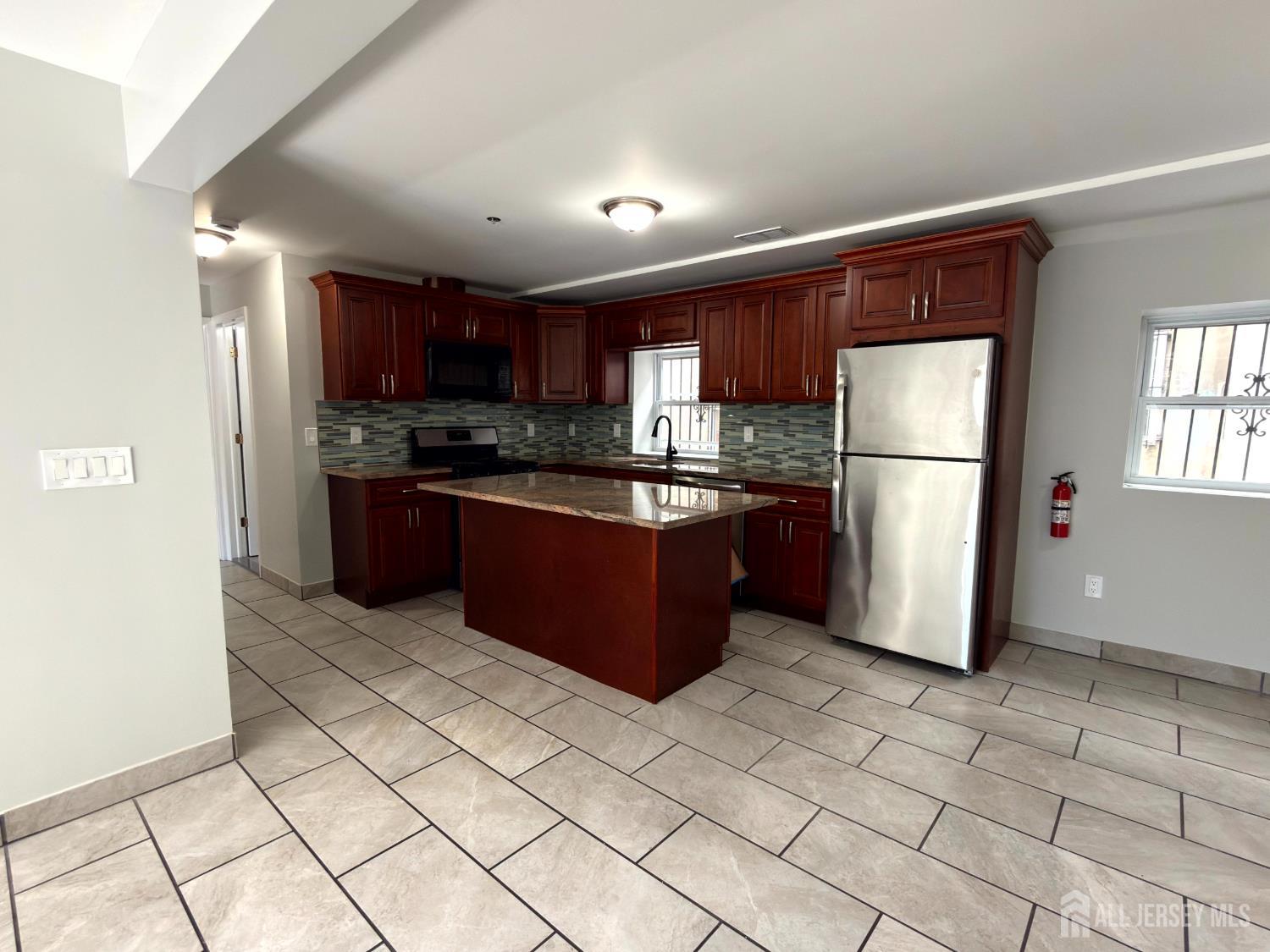 Homes for sale in Newark, NJ | 64 Montclair Ave, Newark, NJ 07104 | MLS# 2617515R