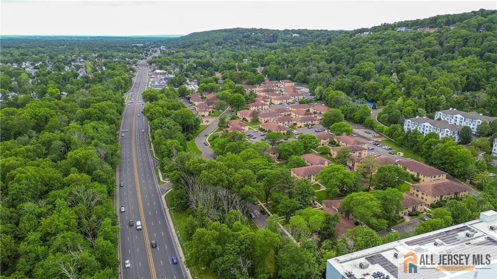 Homes for sale in North Plainfield, NJ | 401 Us 22, North Plainfield, NJ 07060 | Houzeo