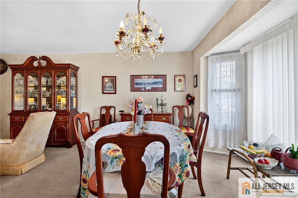 403 Peach Street 403