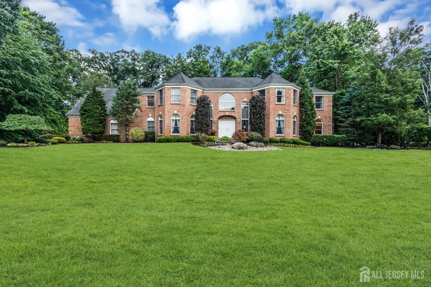 Homes for Sale in South Brunswick, NJ