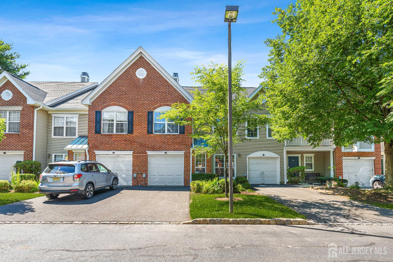 16 Lee Court 405