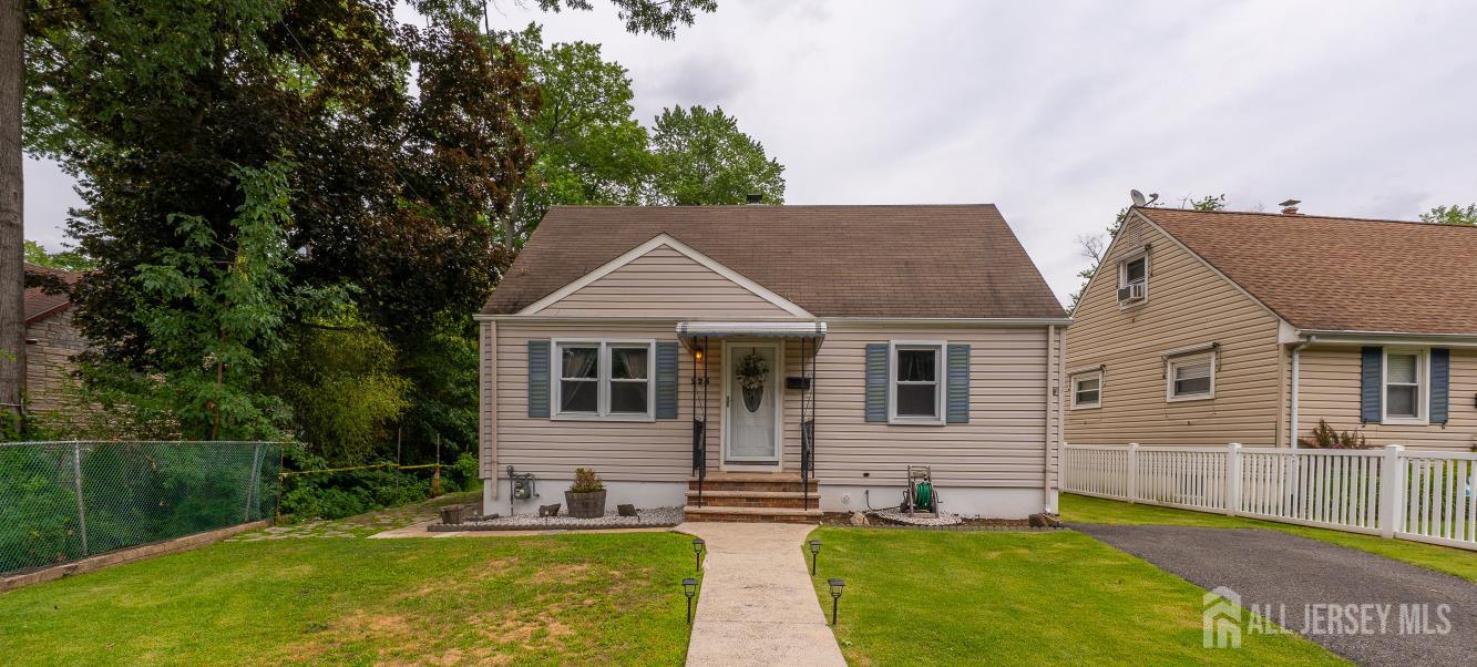 Homes for sale in Rahway, NJ | 225 Linden Ave, Rahway, NJ 07065 | MLS# 2700904R