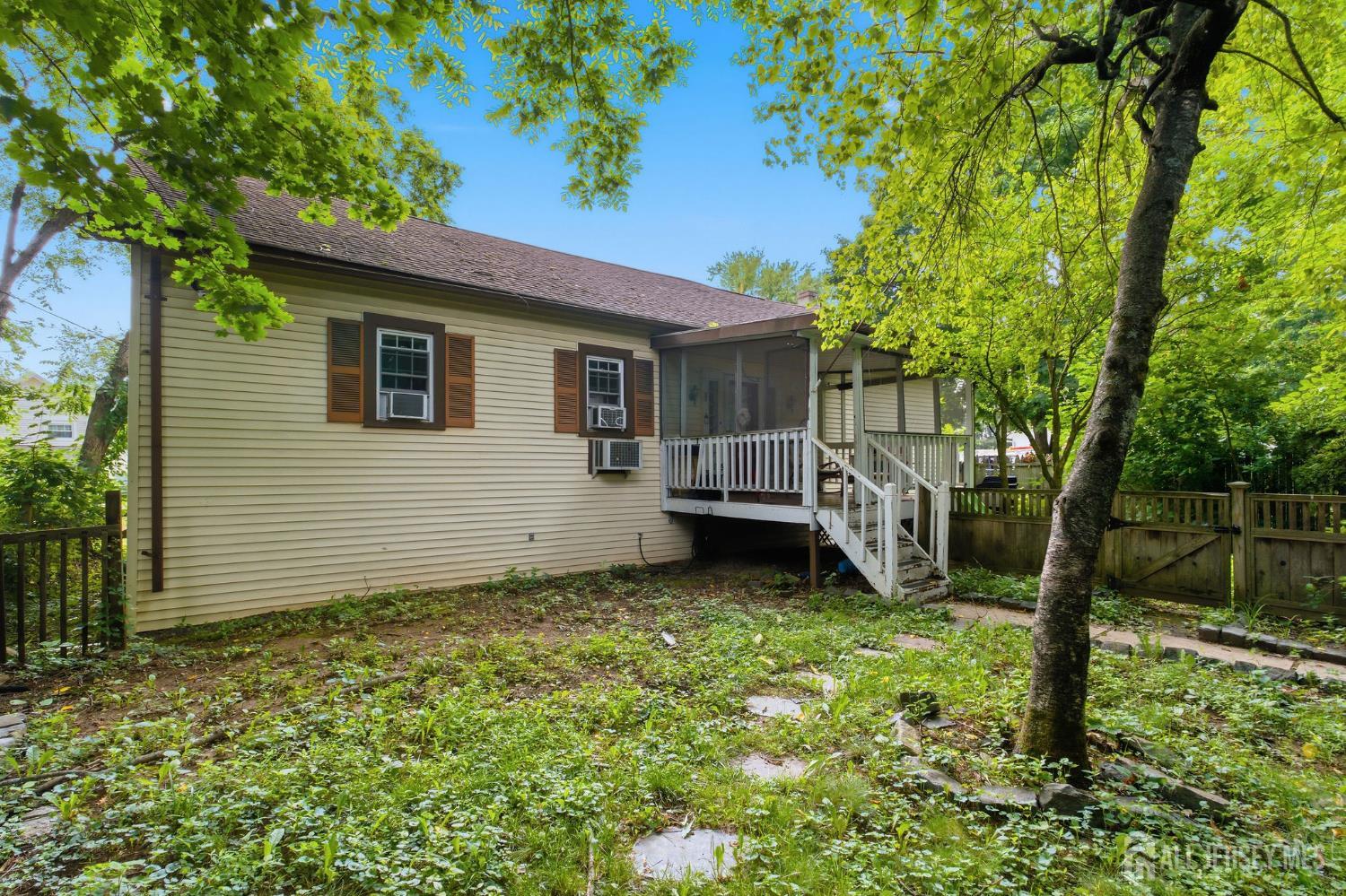 Homes for sale in Washington, NJ | 43 1/2 Carlton Ave, Washington, NJ 07882 | MLS# 2700874R