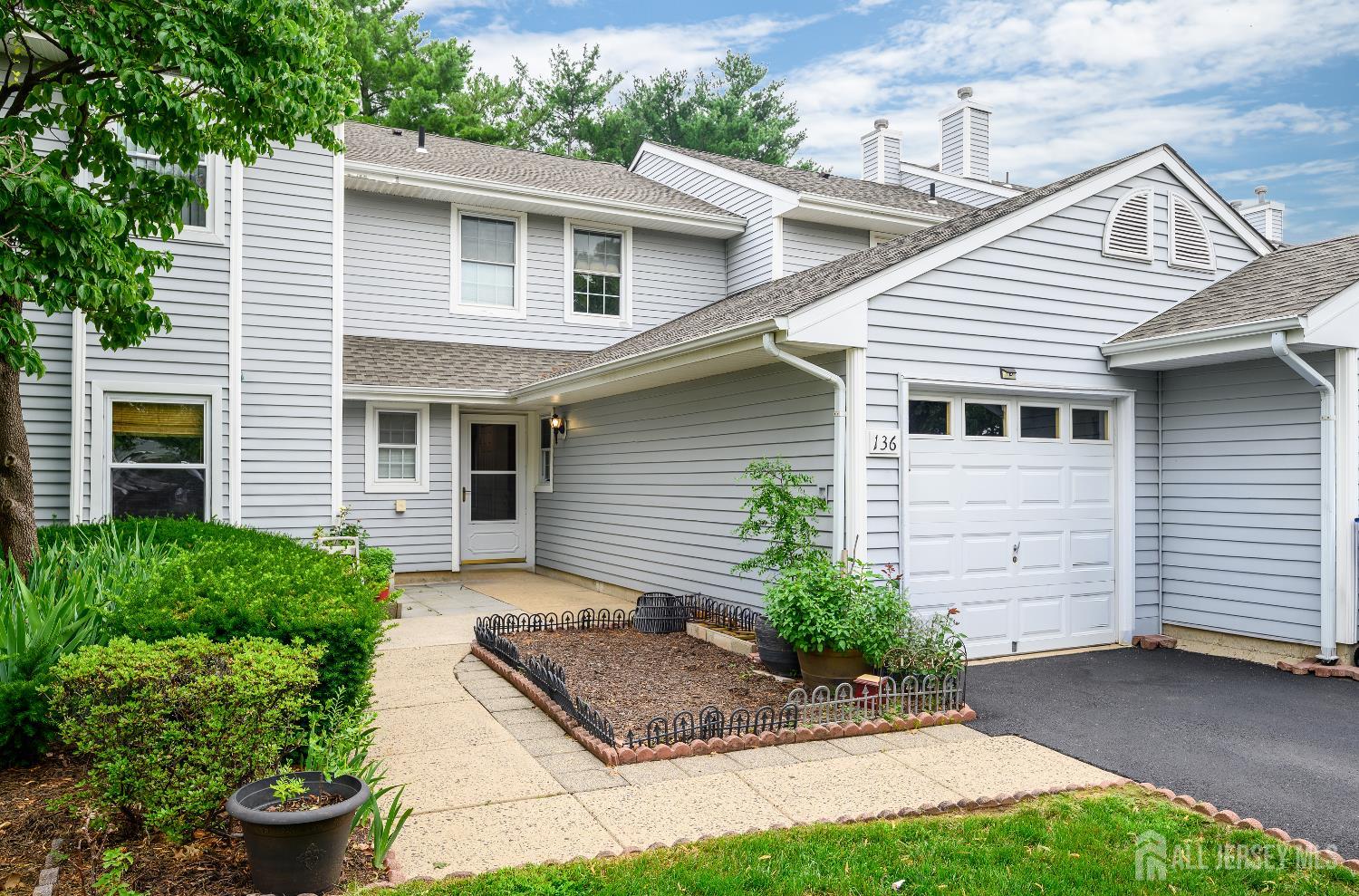 136 Woodmere Drive