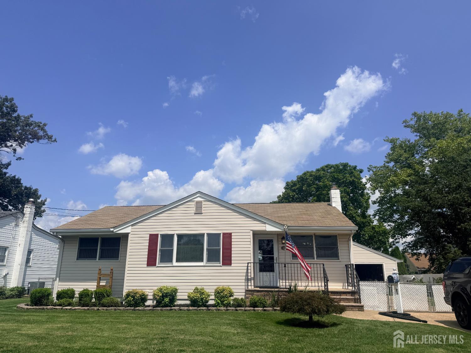 Featured listings