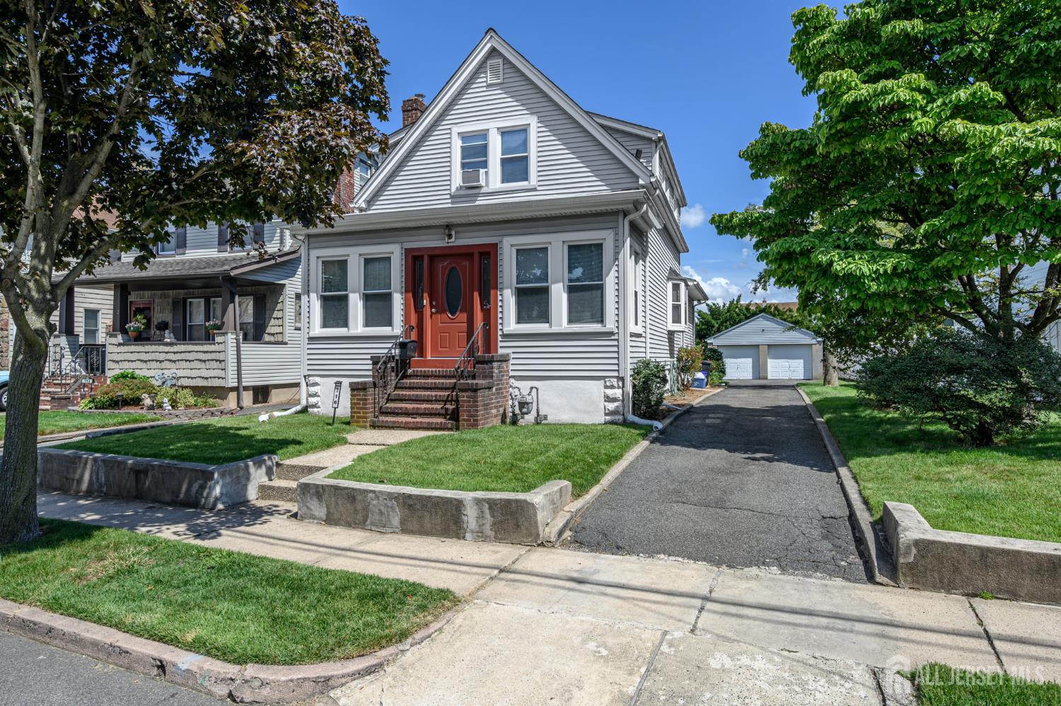 716 4th Street, Lyndhurst, 07071, NJ