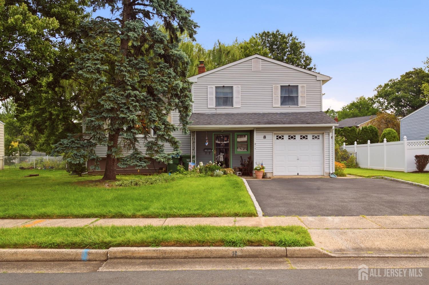 8 Growney Street