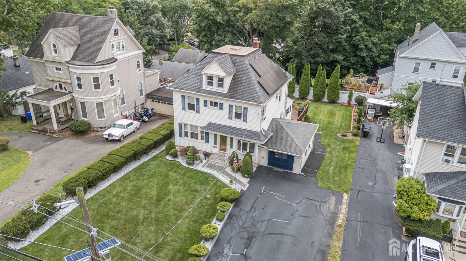 39th image of 147 Claremont Ave, Verona, NJ 07044 | MLS# 2702267R