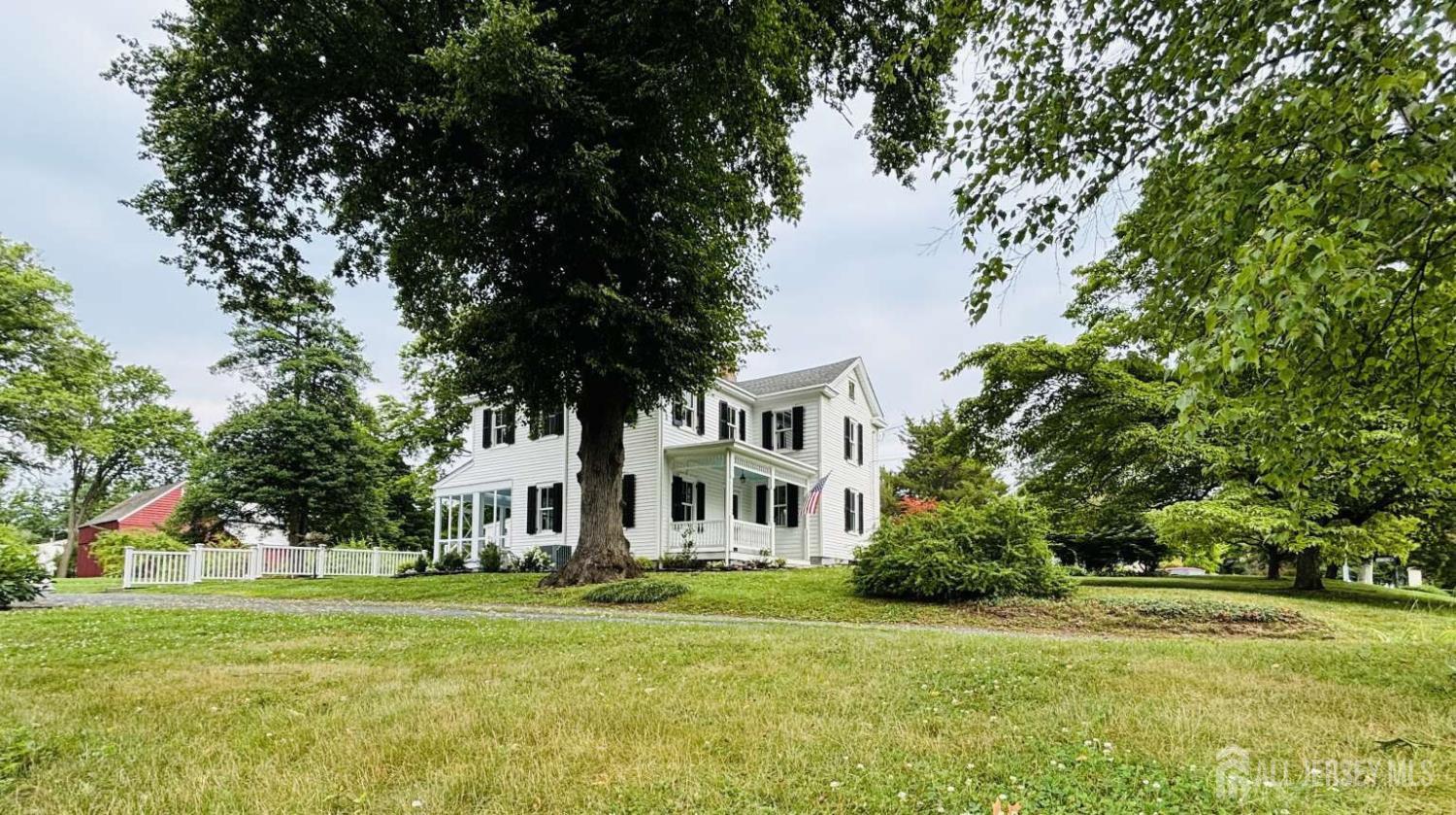 1 Cranbury Neck Road