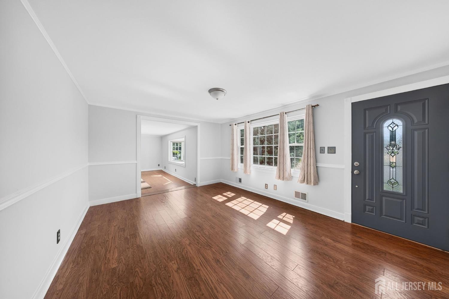 3rd image of 647 Cook Ave, Middlesex, NJ 08846 | MLS# 2702471R