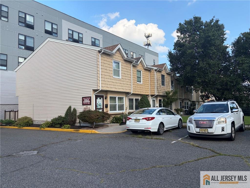 1st image of 172 Roosevelt Ave #F, Carteret, NJ 07008 | MLS# 2770283M