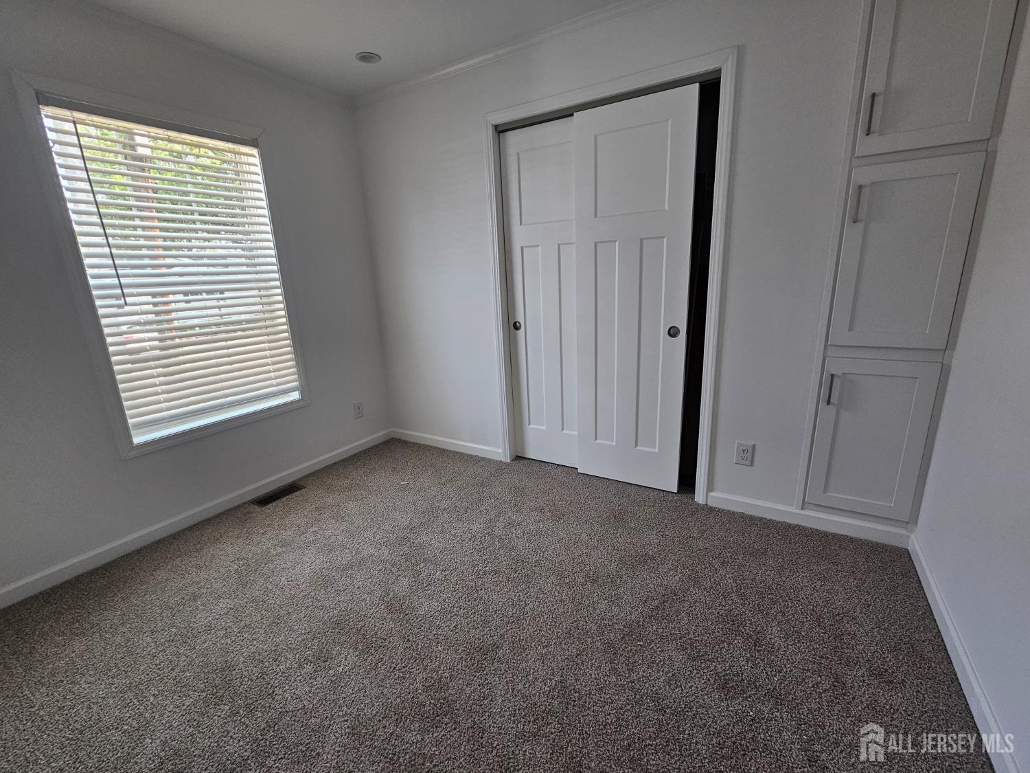 5th image of 428 Kenbury Rd, Branchburg, NJ 08876 | MLS# 2701158R