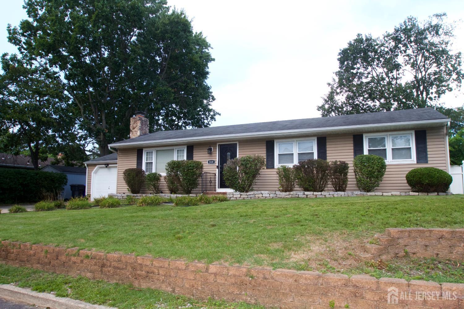 32nd image of 319 Spruce Dr, Brick, NJ 08723 | MLS# 2702070R