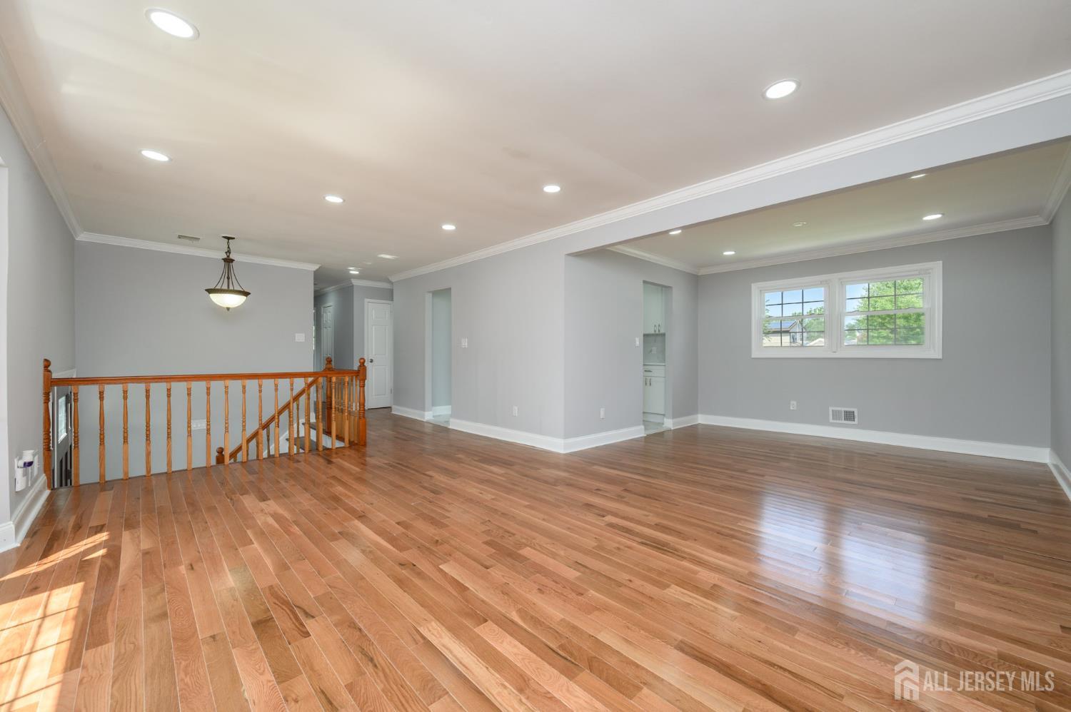 4th image of 6 Parsons Rd, East Brunswick, NJ 08816 | MLS# 2702660R