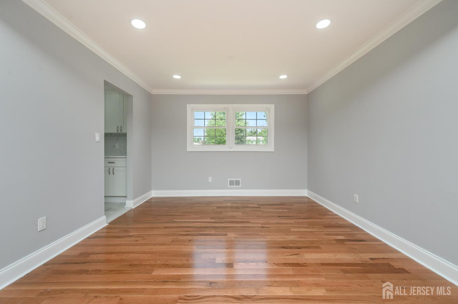 5th image of 6 Parsons Rd, East Brunswick, NJ 08816 | MLS# 2702660R