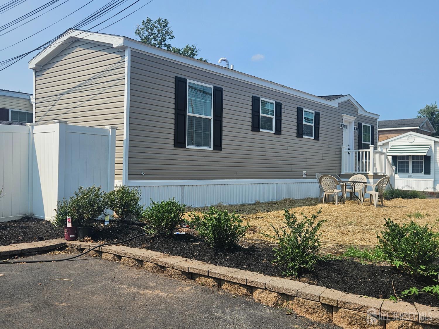 12th image of 428 Kenbury Rd, Branchburg, NJ 08876 | MLS# 2701158R