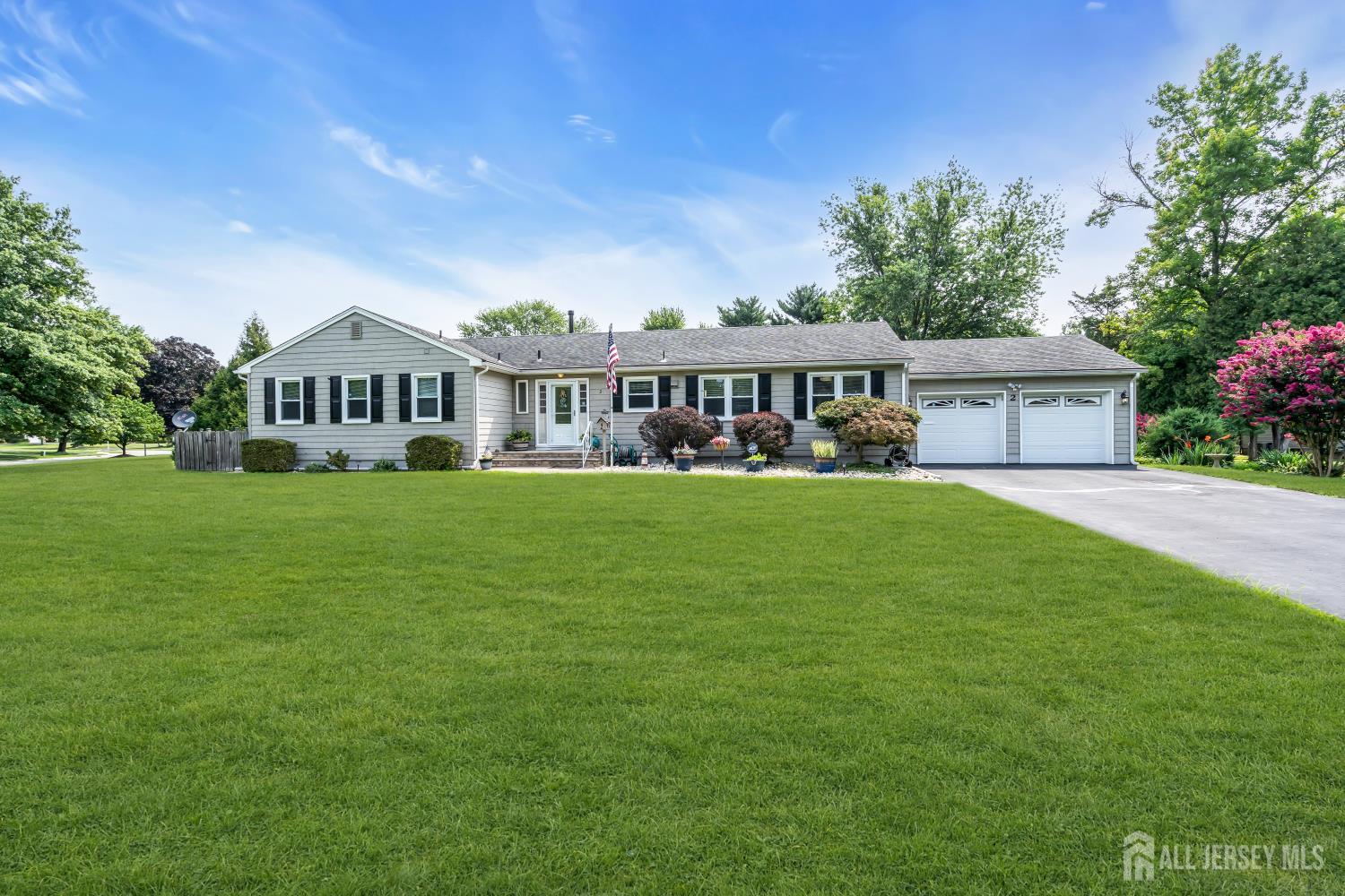 4th image of 2 Coldspring Rd, Freehold, NJ 07728 | MLS# 2702646R