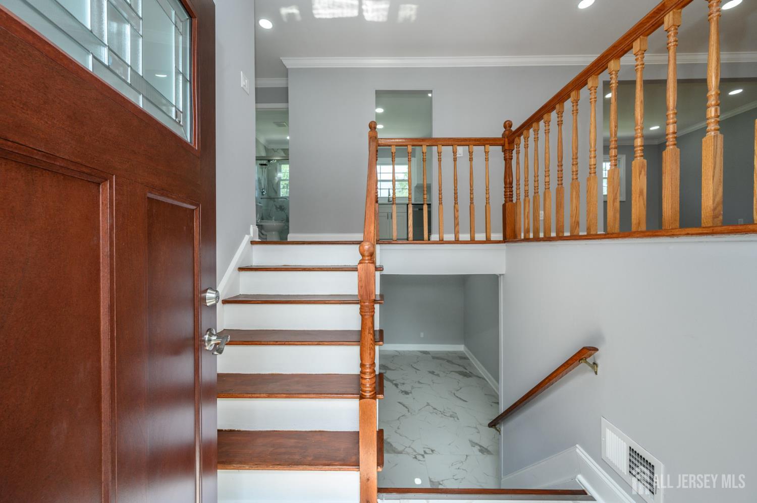2nd image of 6 Parsons Rd, East Brunswick, NJ 08816 | MLS# 2702660R