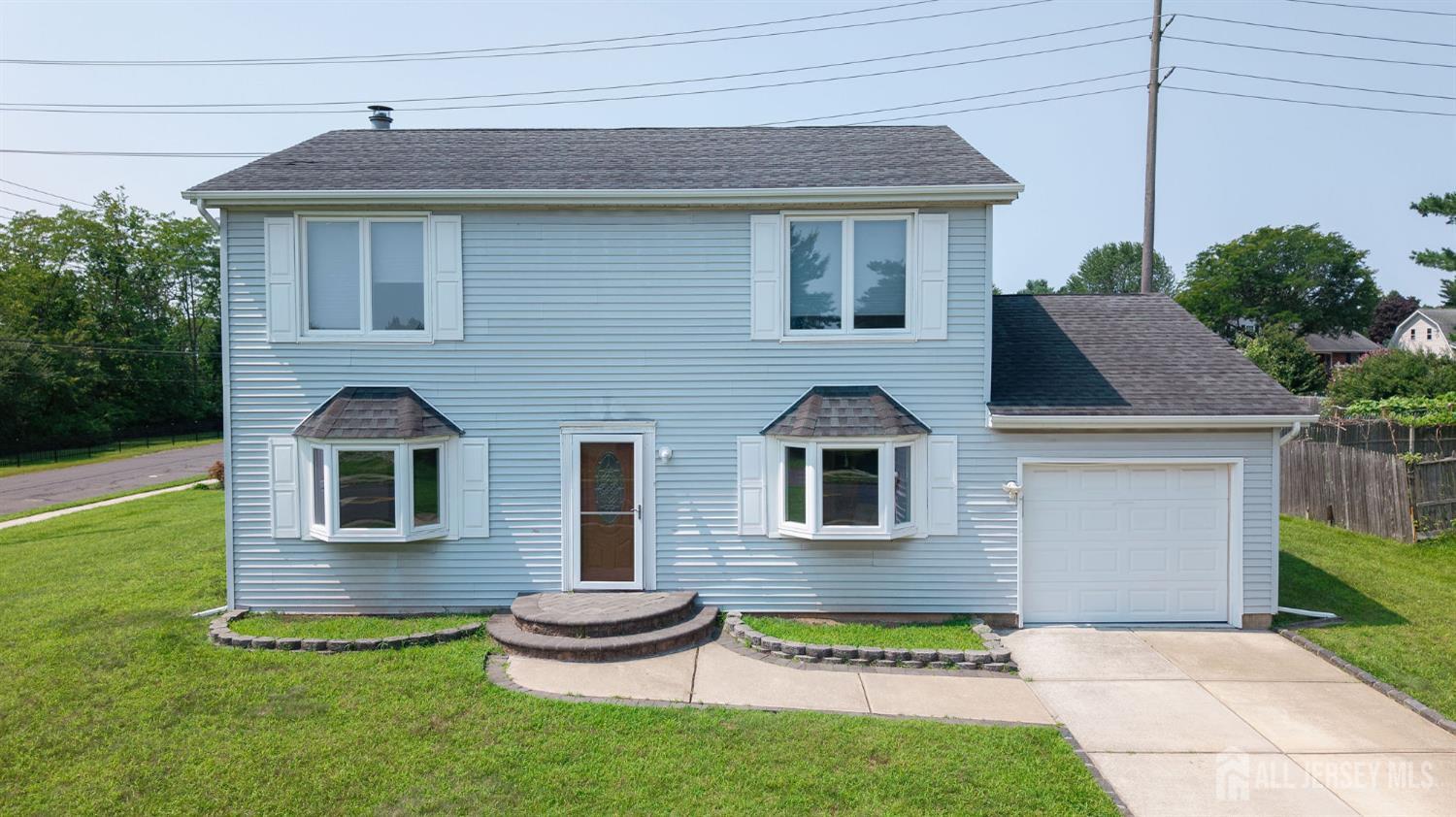 2nd image of 940 E Lincoln Ave, Piscataway, NJ 08854 | MLS# 2702691R