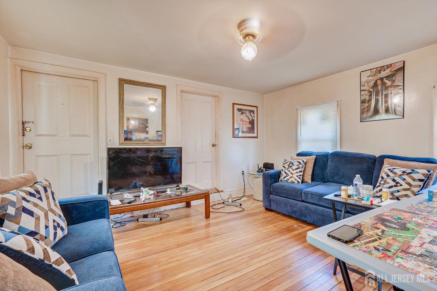 3rd image of 3 E High St E, Bound Brook, NJ 08805 | MLS# 2702571R