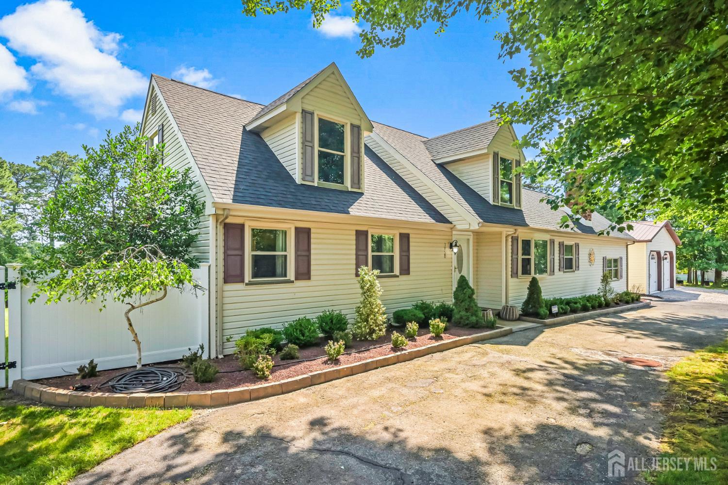 3rd image of 1820 Perth Amboy Ave, Whiting, NJ 08759 | MLS# 2702899R