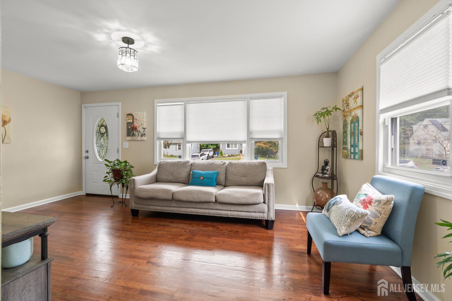 5th image of 408 Richard Wy, North Plainfield, NJ 07062 | MLS# 2702567R