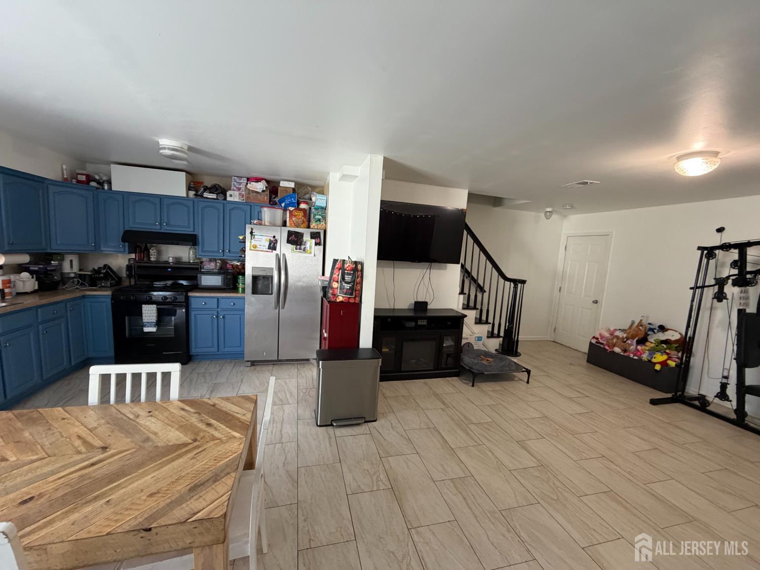 2nd image of 14 Somerset St, Carteret, NJ 07008 | MLS# 2616908R