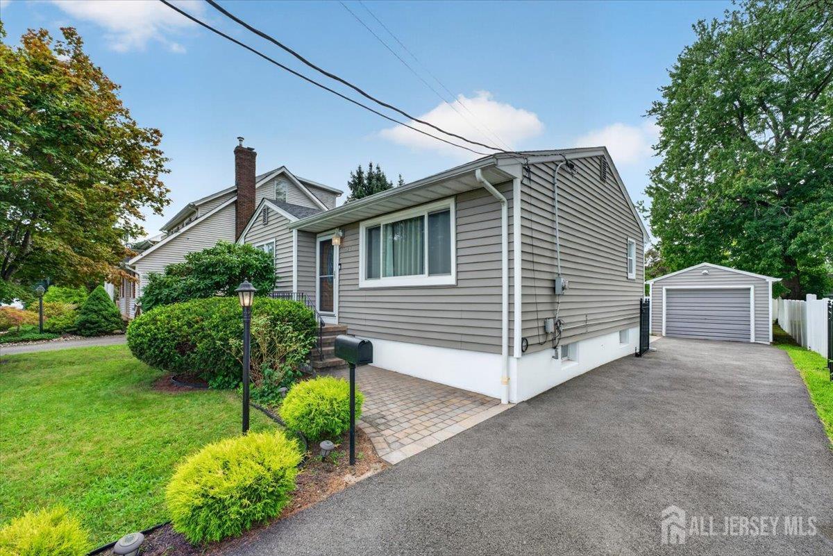 2nd image of 428 N Main St, North Brunswick, NJ 08850 | MLS# 2702897R
