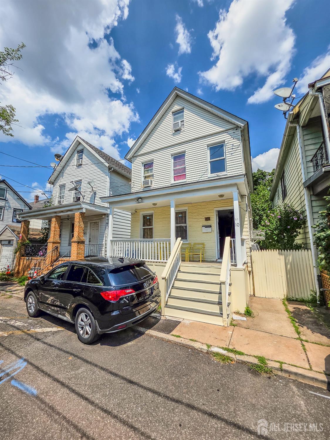 1st image of 10 Ball St, New Brunswick, NJ 08901 | MLS# 2702642R