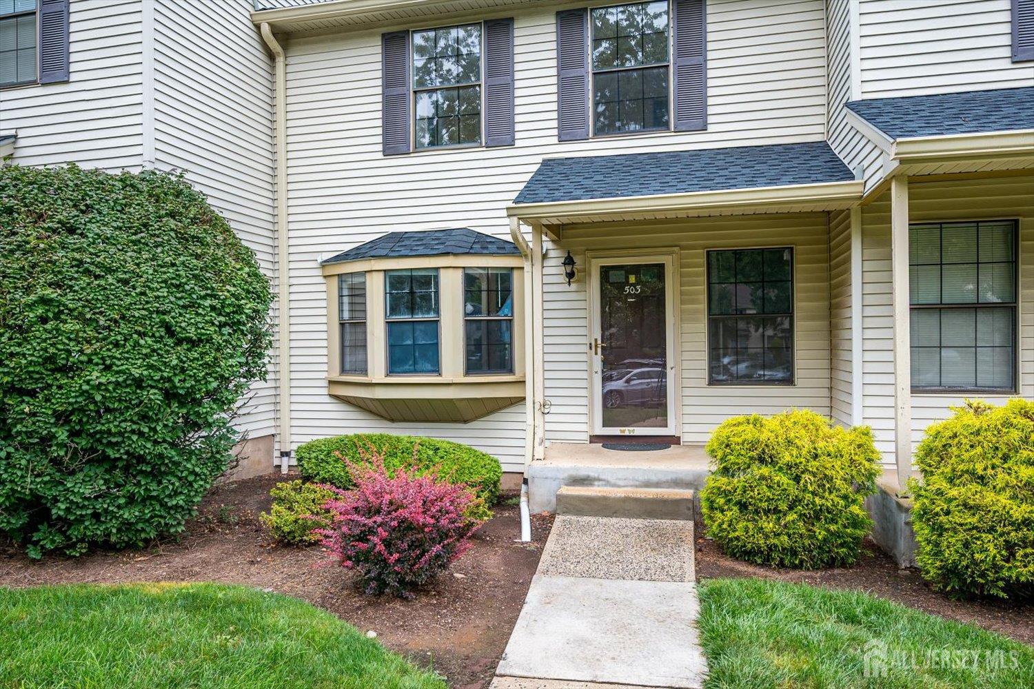 3rd image of 503 Timber Oaks Rd, Edison, NJ 08820 | MLS# 2702981R