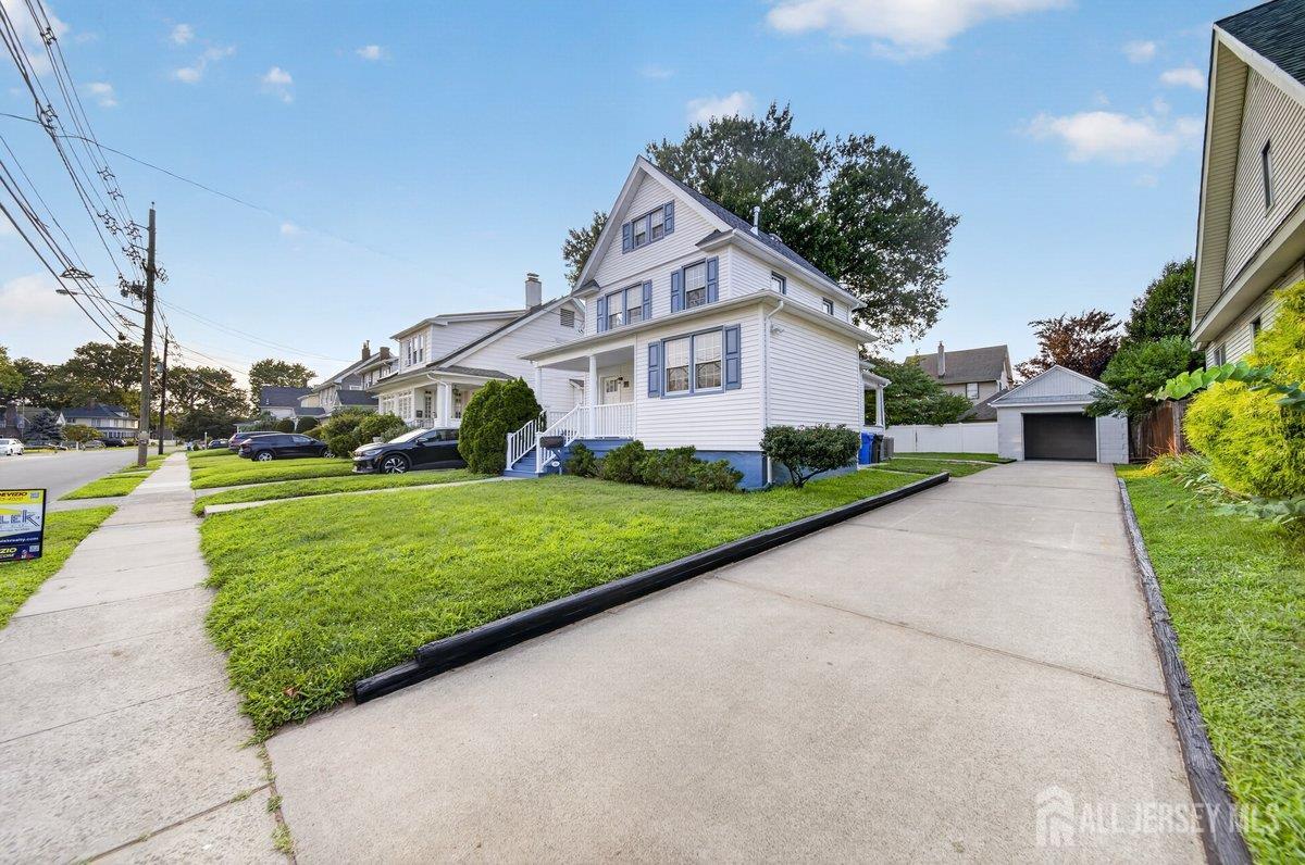 2nd image of 184 Green St, Woodbridge, NJ 07095 | MLS# 2702871R