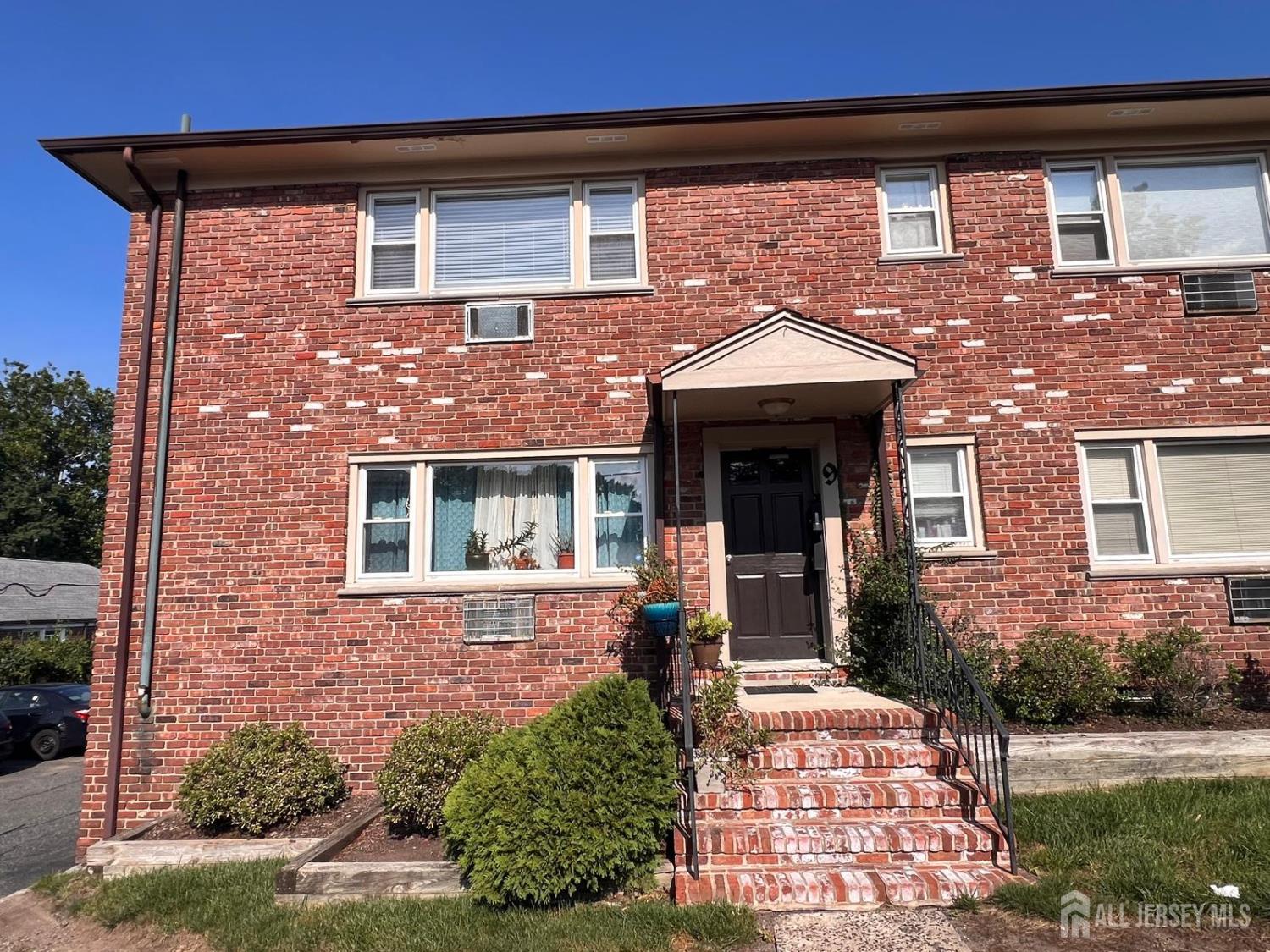 2nd image of 365 Bloomfield Ave #9 b, Verona, NJ 07044 | MLS# 2702795R
