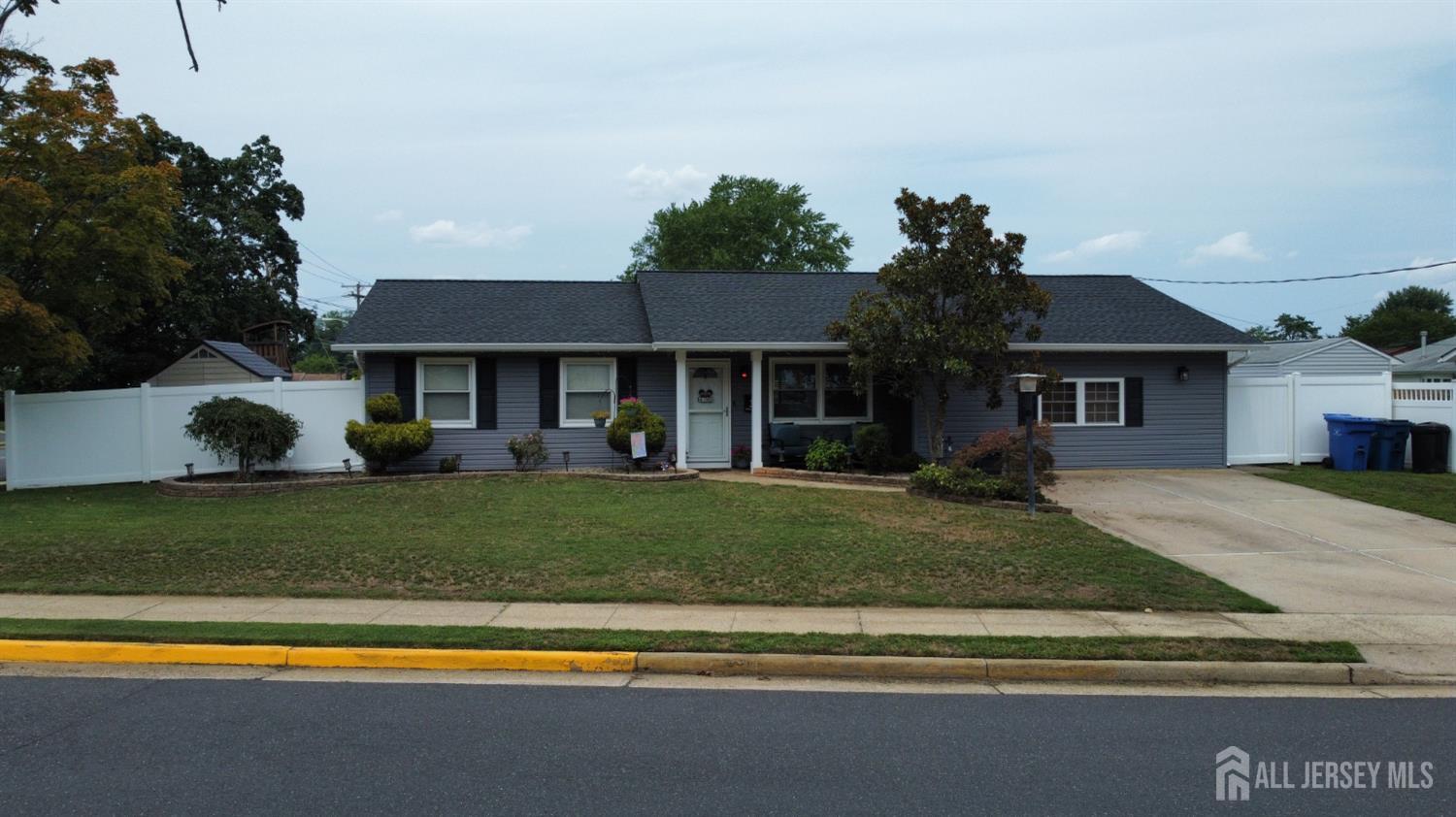 4th image of 3 Sheffield Ave, Monroe Township, NJ 08831 | MLS# 2702931R