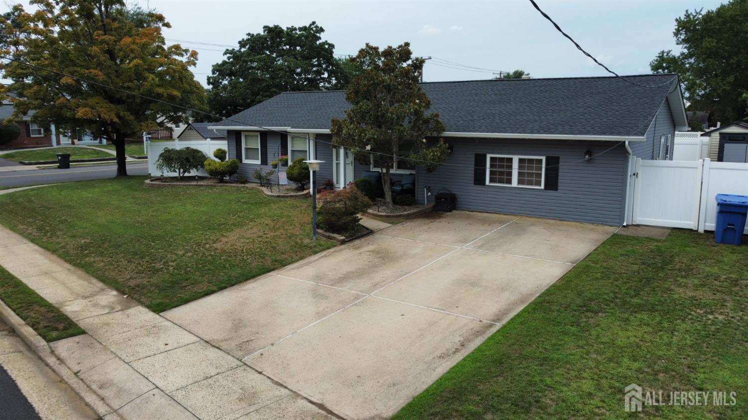 5th image of 3 Sheffield Ave, Monroe Township, NJ 08831 | MLS# 2702931R