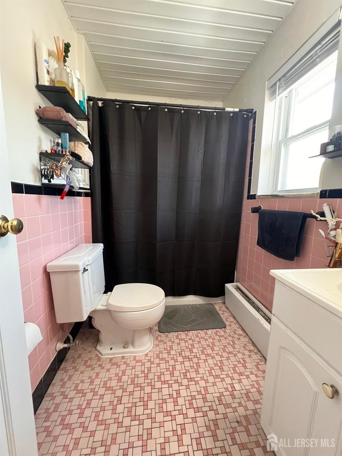 5th image of 365 Bloomfield Ave #9 b, Verona, NJ 07044 | MLS# 2702795R