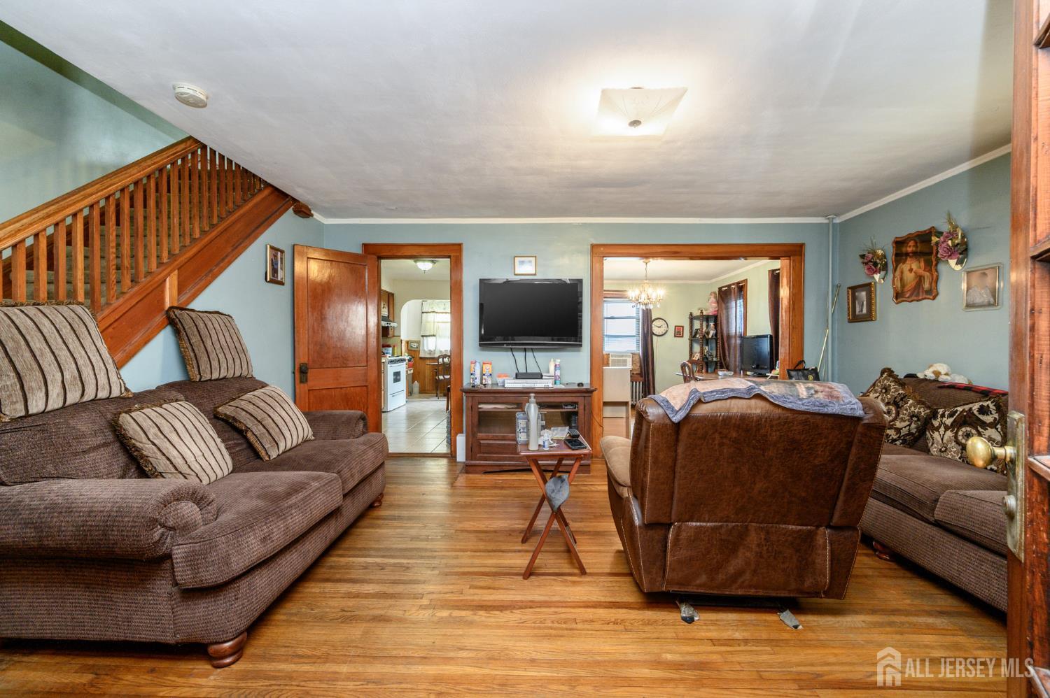 5th image of 862 Gibbons Ct, Elizabeth, NJ 07202 | MLS# 2702951R