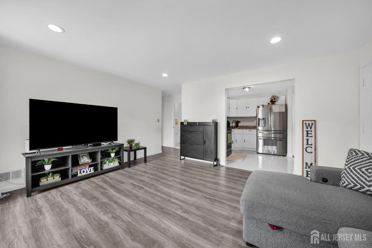 3rd image of 19 Pembrook Ave, North Brunswick, NJ 08902 | MLS# 2702759R