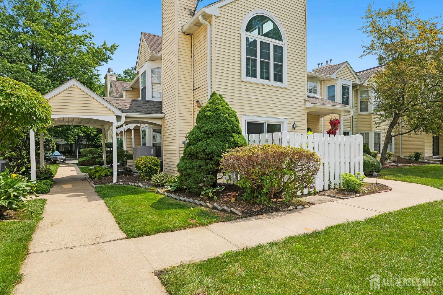 2nd image of 70 Mill Run W, Hightstown, NJ 08520 | MLS# 2702969R