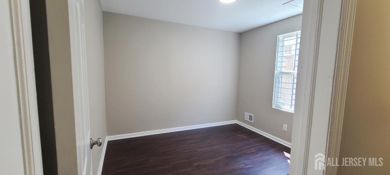 2nd image of 110 Jefferson St, Perth Amboy, NJ 08861 | MLS# 2702977R