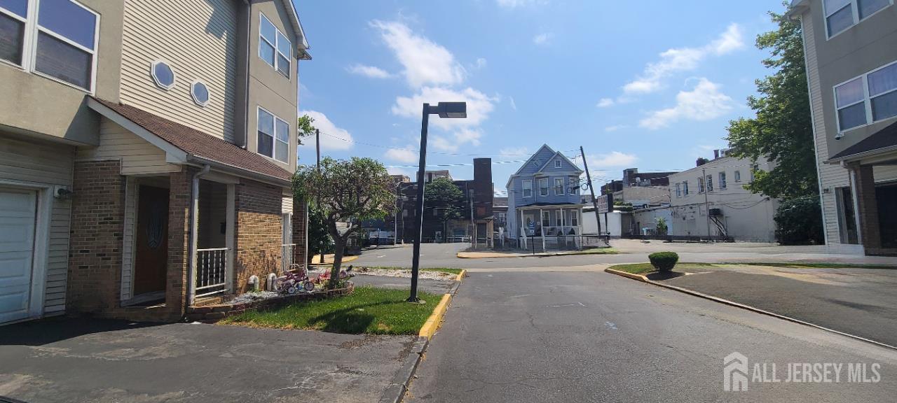 13th image of 110 Jefferson St, Perth Amboy, NJ 08861 | MLS# 2702977R